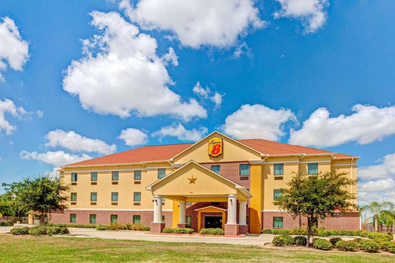Super 8 By Wyndham Laporte La Porte Dış mekan fotoğraf